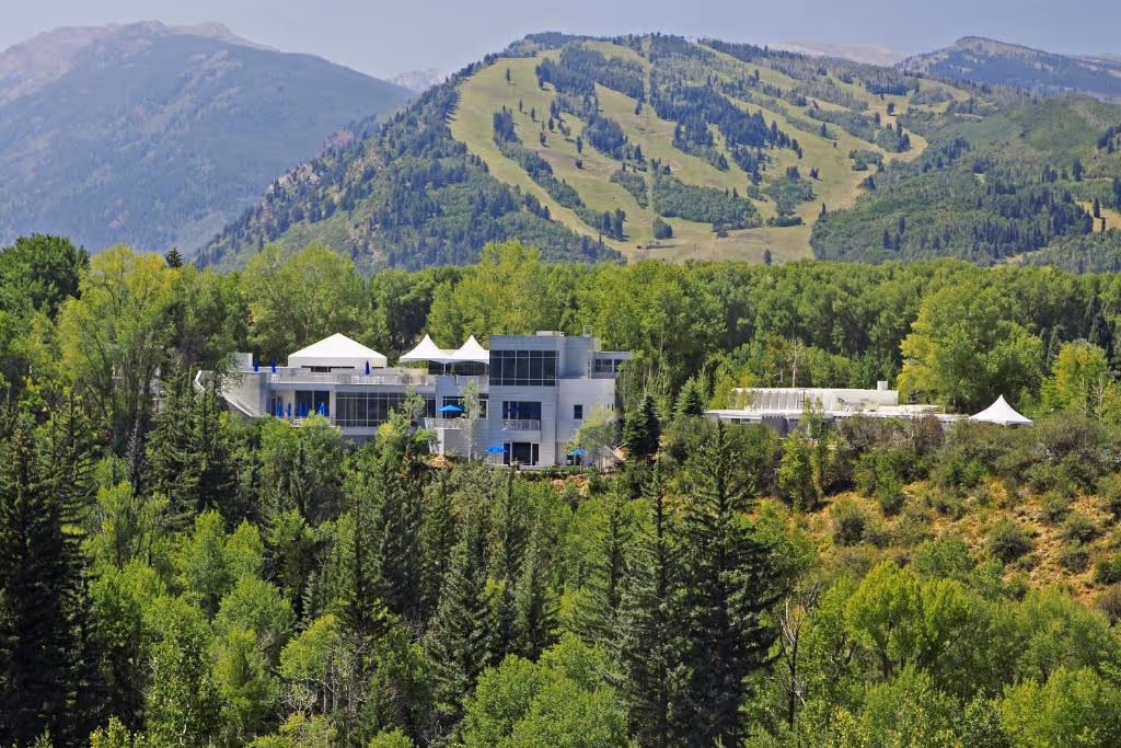 Aspen-Meadows-Resort-USA-6-Colorado-property1.jpg