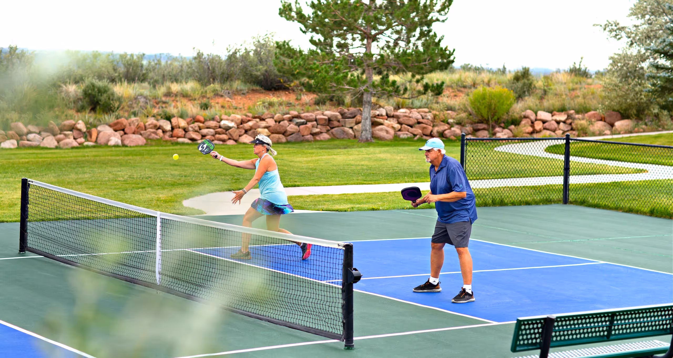 Garden-of-the-Gods-Resort-Club-USA-9-Colorado-court1.jpg