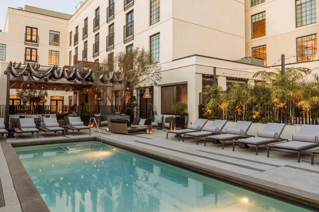 Kimpton-La-Peer-Hotel-West-Hollywood-by-IHG-USA-1-California-property1.jpg