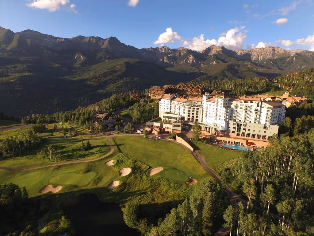 The-Peaks-Resort-and-Spa-USA-4-Colorado-property1.jpg