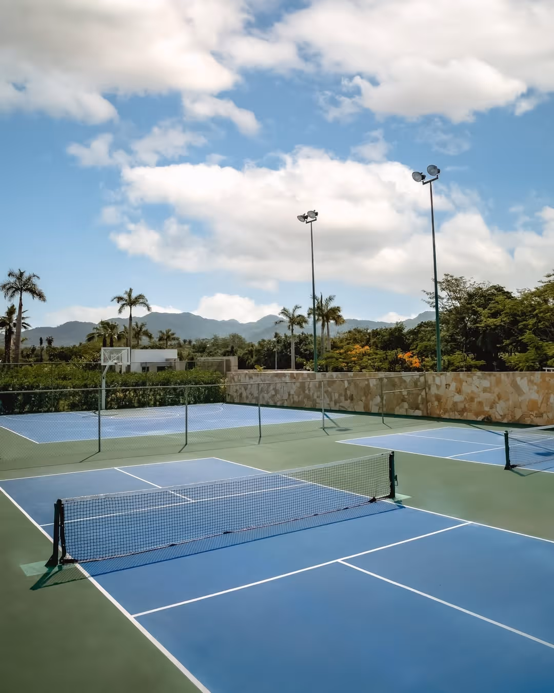 Conrad-Punta-de-Mita-Mexico-2-Punta-de-Mita-court1.jpg