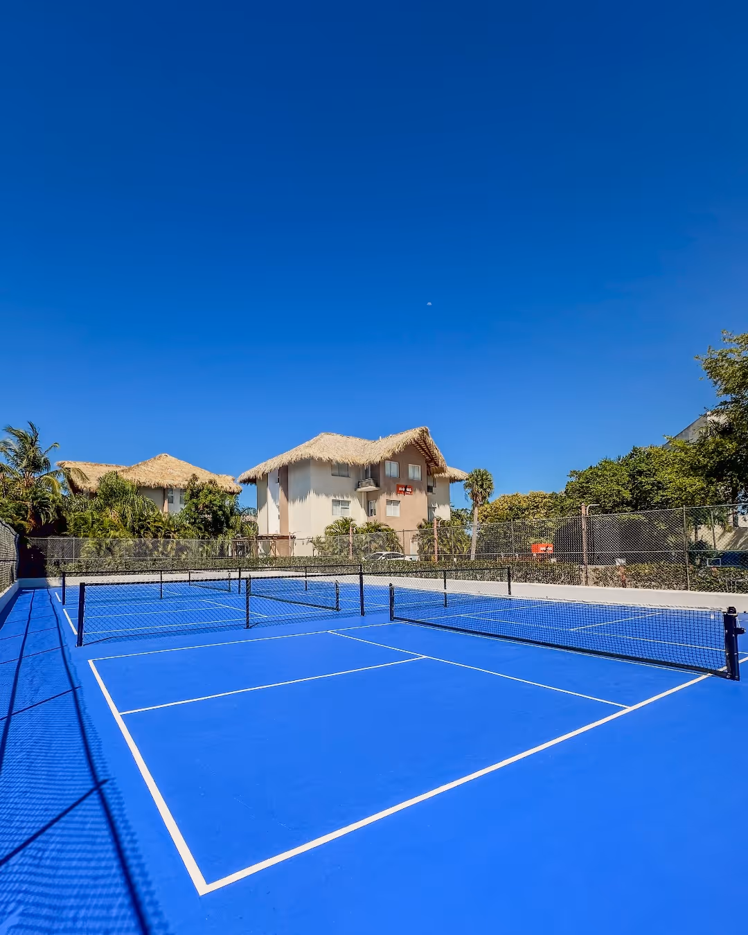 Royalton-Splash-Punta-Cana,-An-Autograph-Collection-All-Inclusive-Resort-Casino-Dominican-Republic-3-Punta-Cana-court1.jpg