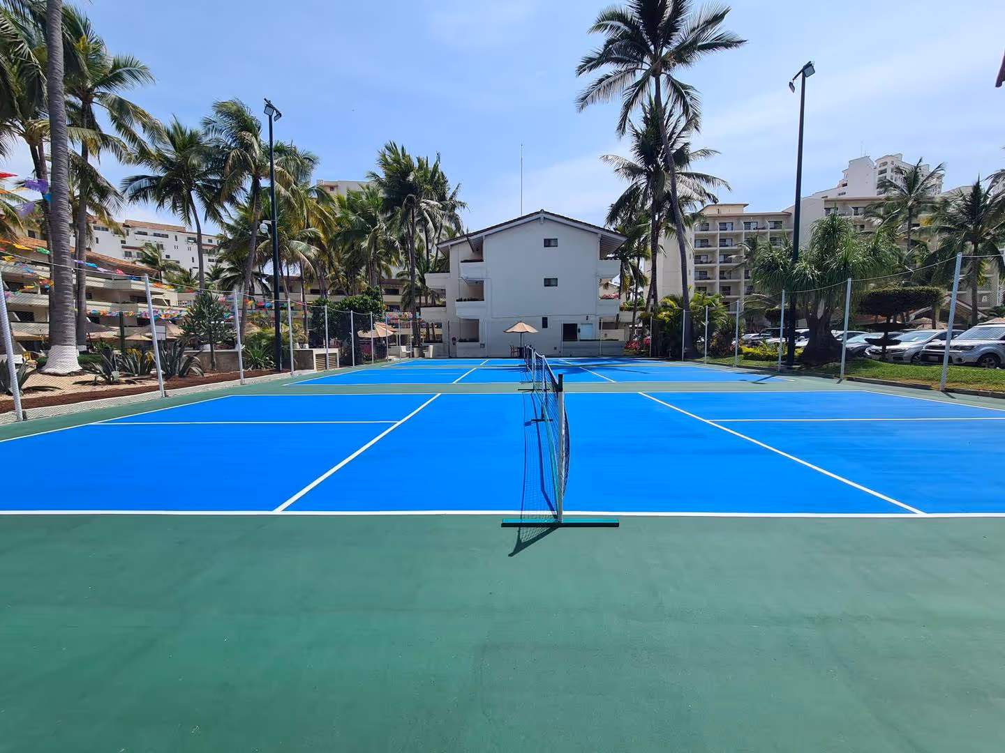 Villa-del-Palmar-Beach-Resort-Spa-Puerto-Vallarta-Mexico-3-Puerto-Vallarta-court1.jpg