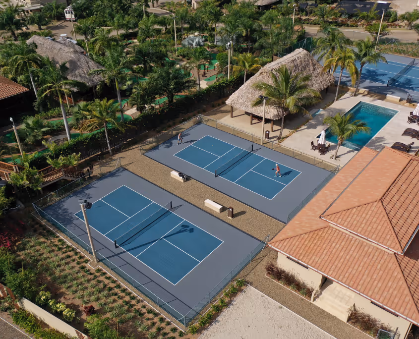 Sirenian-Bay-Resort-Villas-All-Inclusive-Bungalows-Belize-2-Placencia-court1.jpg