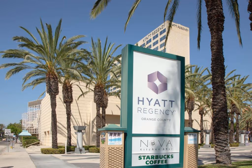 Hyatt-Regency-Orange-County-USA-2-California-property2.jpg