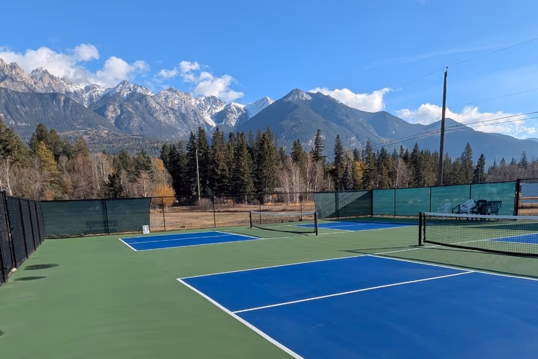 Fairmont-Hot-Springs-Resort-Canada-2-British-Columbia-court2.jpg