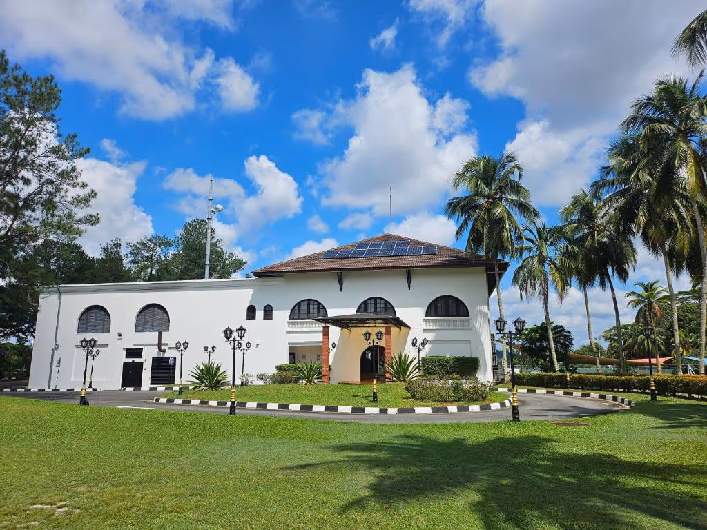 Ponderosa-Golf-Country-Resort-Malaysia-8-Johor-Bahru-property1.jpg