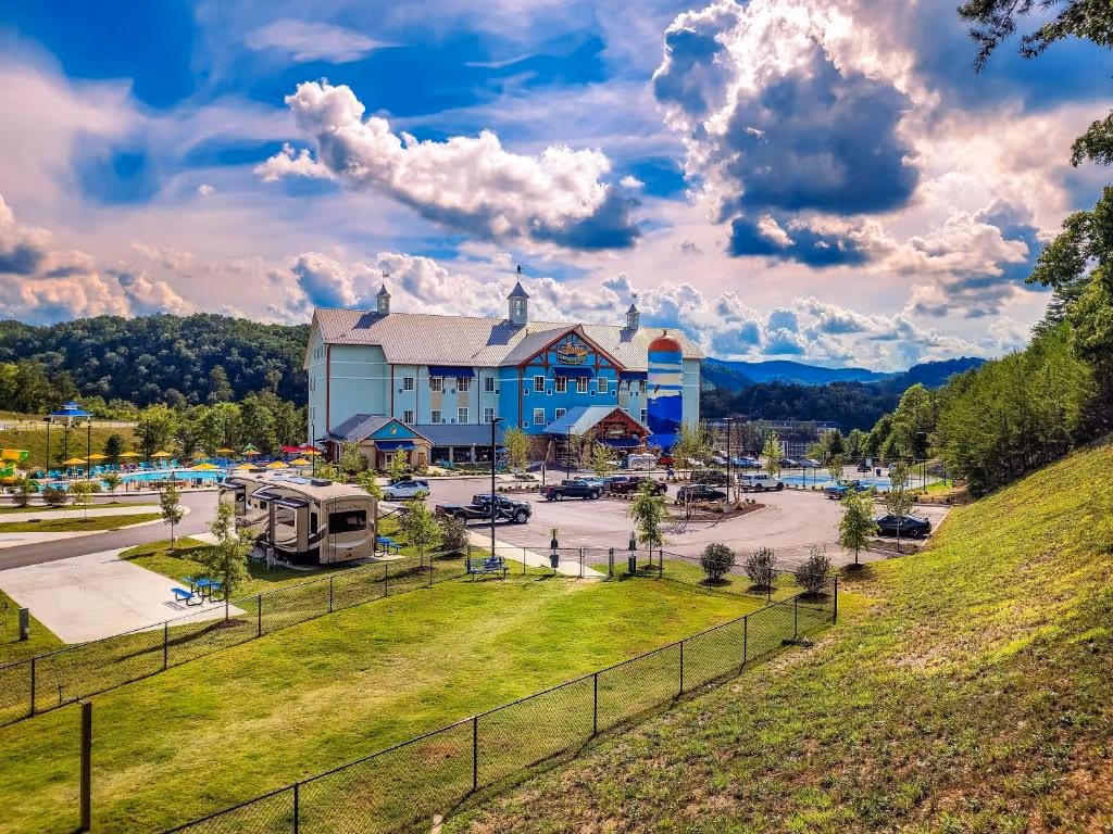The-Lodge-at-Camp-Margaritaville-USA-2-Tennessee-property2.jpg