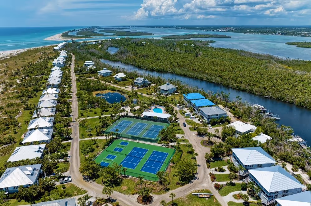 Palm-Island-Resort-USA-2-Florida-hero.jpg