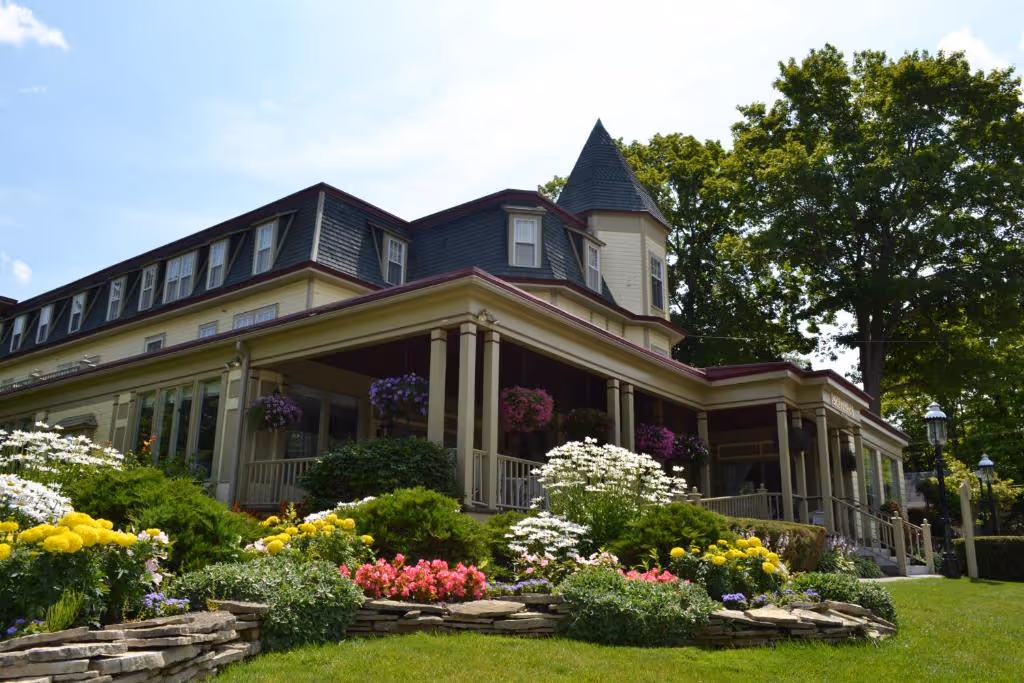 Stafford's-Bay-View-Inn-USA-6-Michigan-property2.jpg