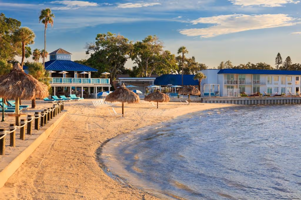 SkyBeach-Resort-USA-12-Florida-property1.jpg
