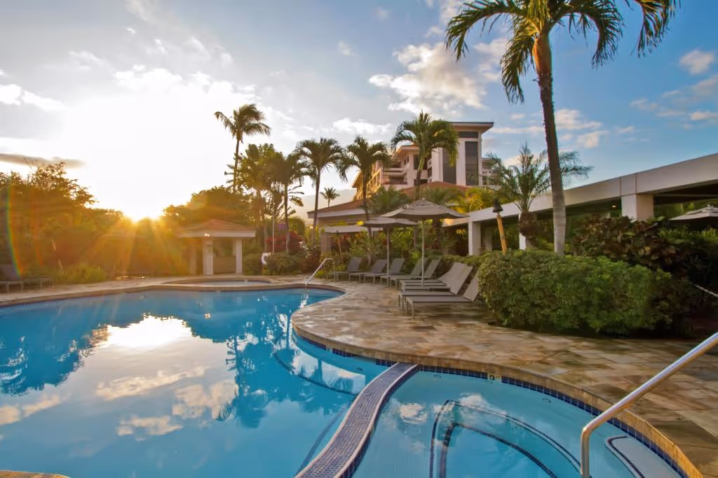 Maui-Coast-Hotel-USA-3-Hawaii-property2.jpg