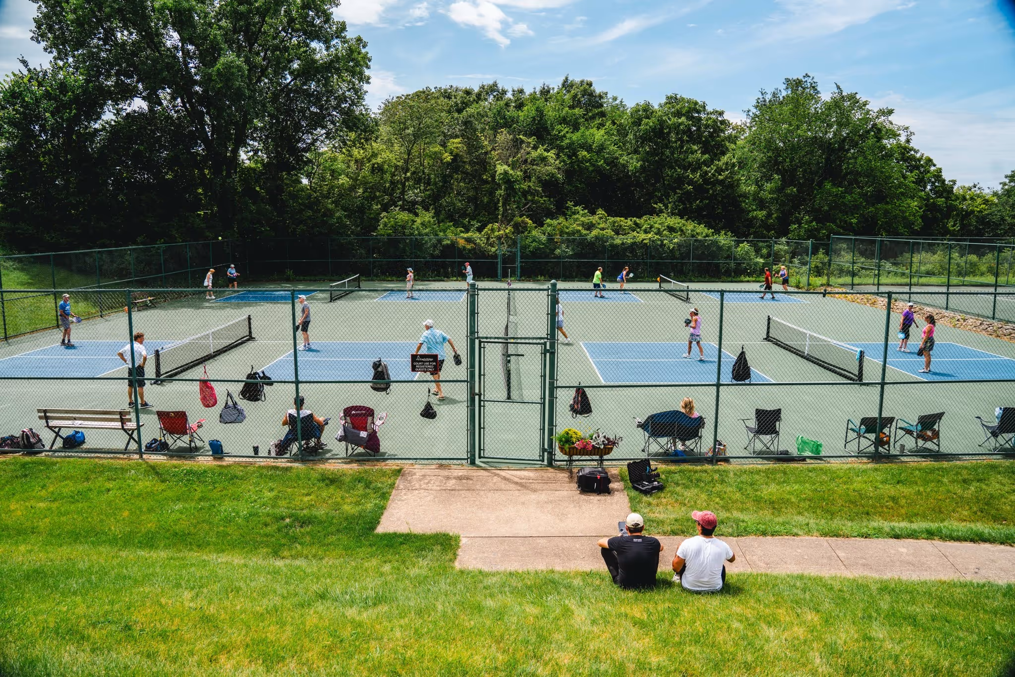 Eagle-Ridge-Resort-Spa-USA-4-Illinois-court2.jpg