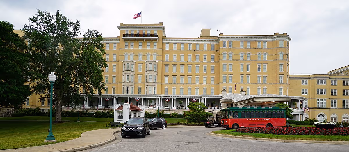 West-Baden-Springs-Hotel-USA-3-Indiana-property1.jpg