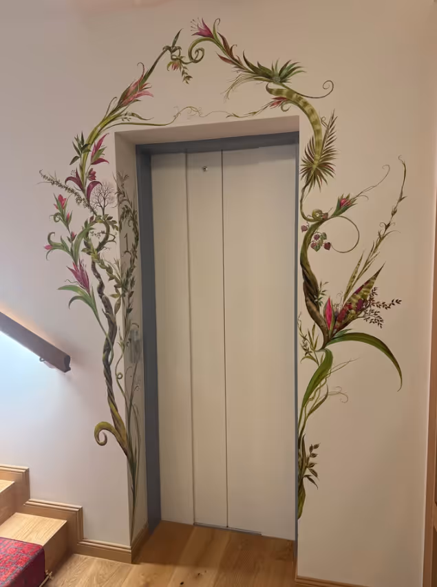 Amenities Gallery - Hotel Webflow Template