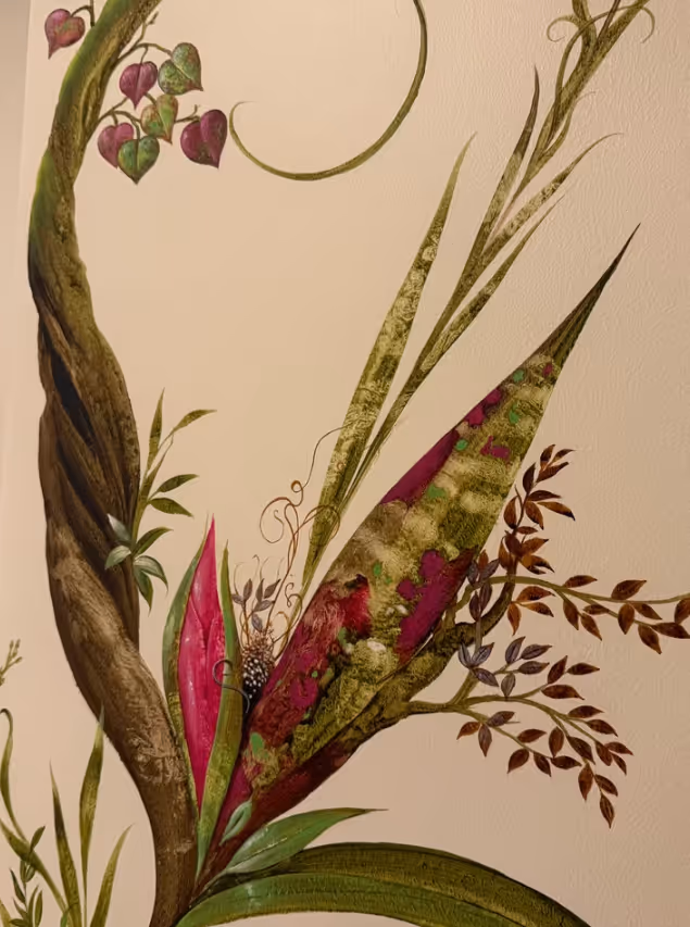 Amenities Gallery - Hotel Webflow Template