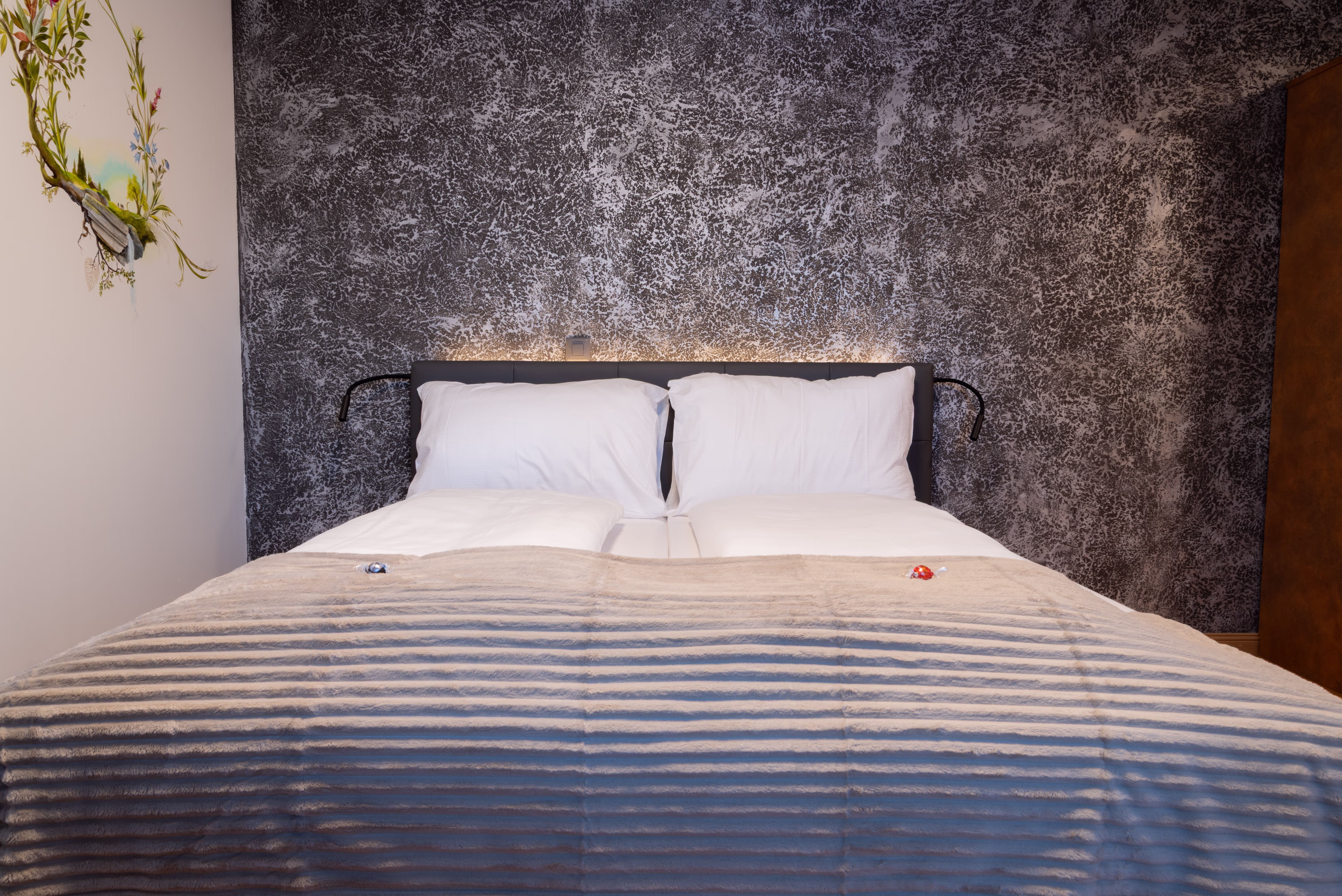 About The Hotel - Hotel Webflow Template