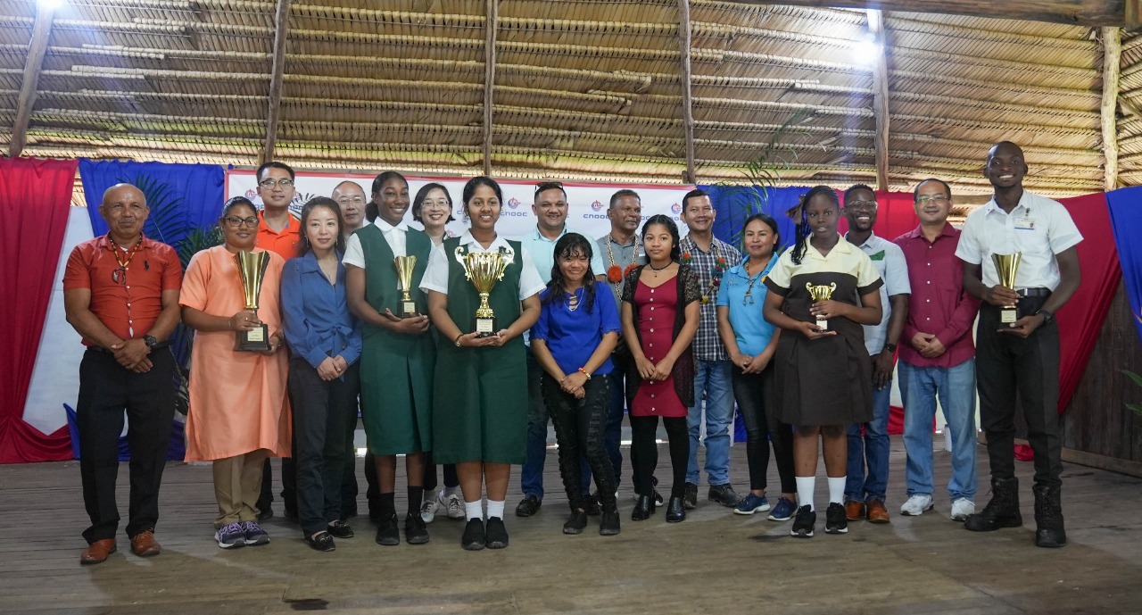 Six walk away with laptops, tablets and iPhones in CPGL essay competition