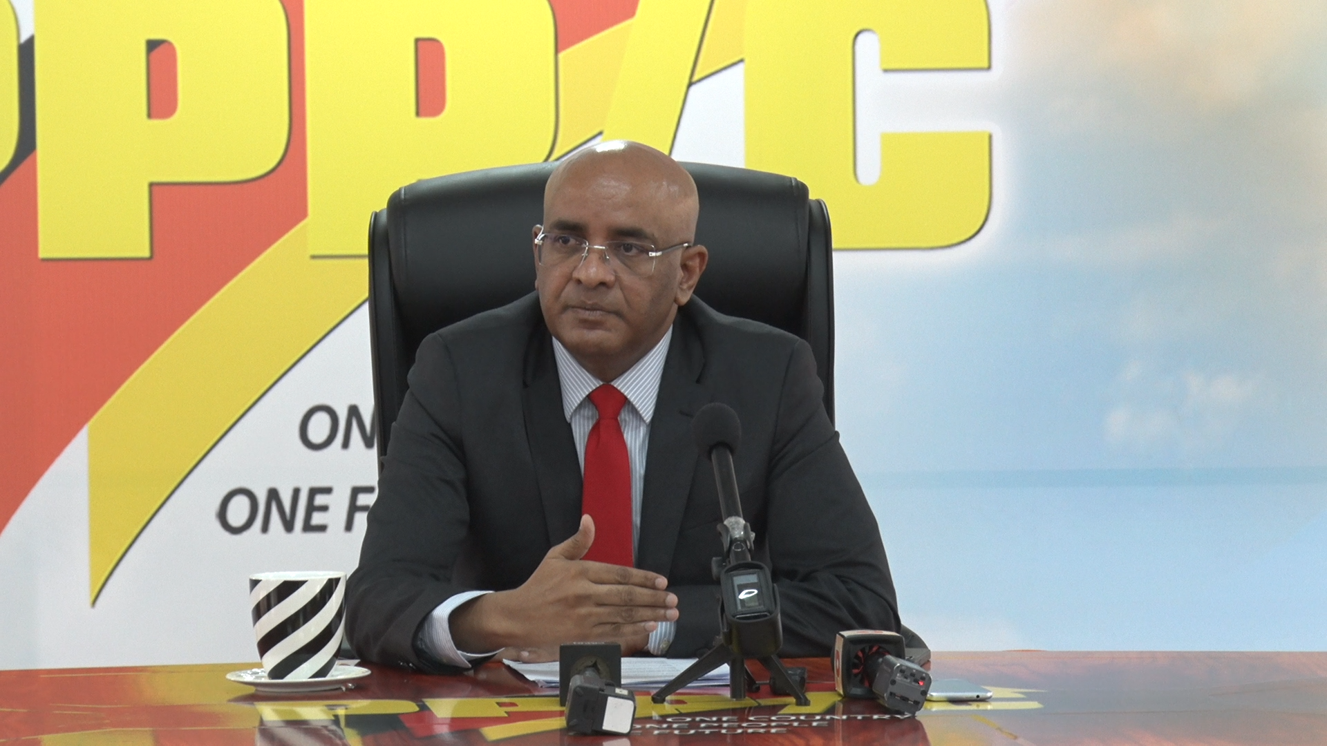 ‘No economic nationalism’ - Jagdeo agrees with moves to appeal High Court ruling on Exxon’s insurance provisions
