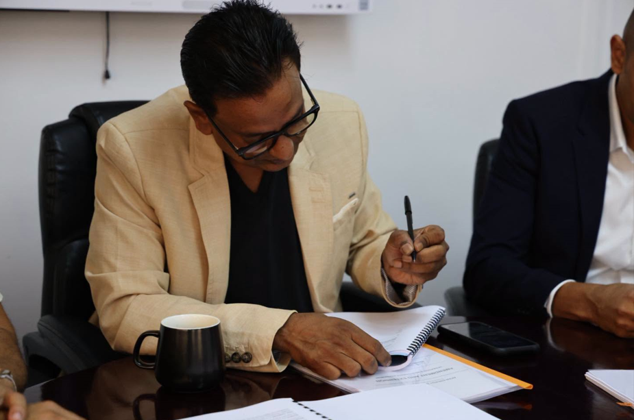 GPL renews power plant contracts as record demand tests system