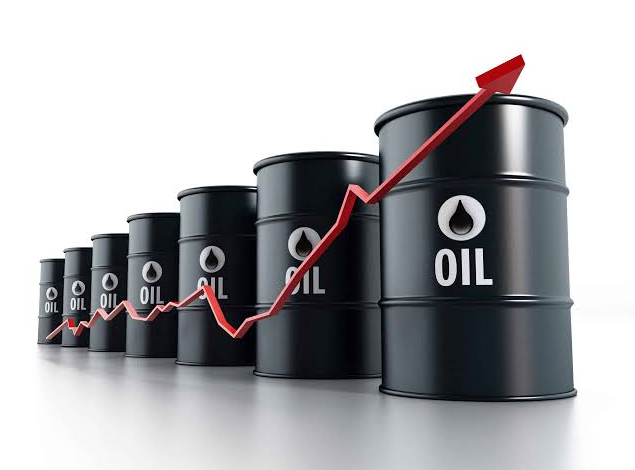Oil fund balance crosses $1 trillion after strong August inflows