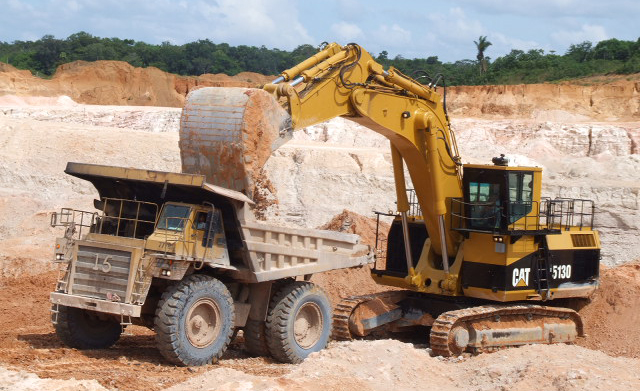 Bauxite output rises despite flooding, but weather remains a threat 
