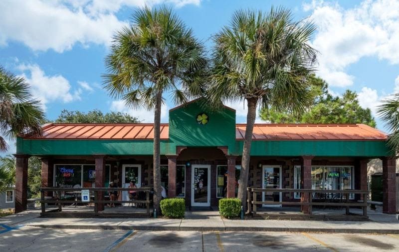 Johnny McTighe`s Irish Pub Blue Mountain Beach