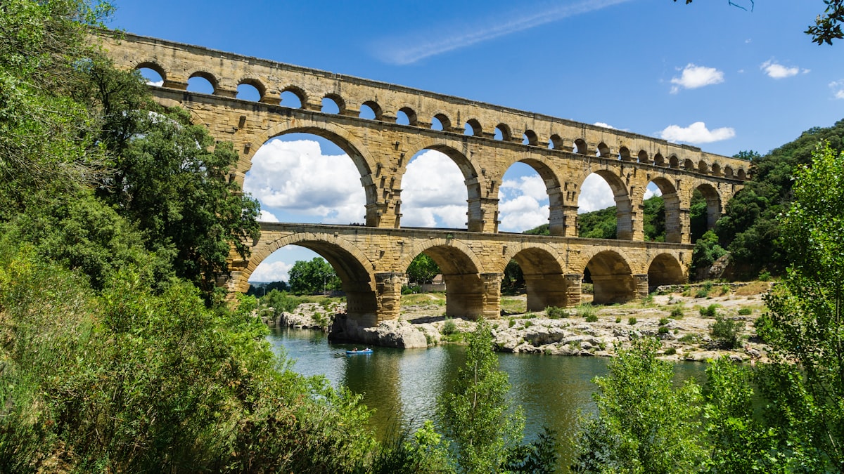 Le Pont du Gard, emblème du département du Gard