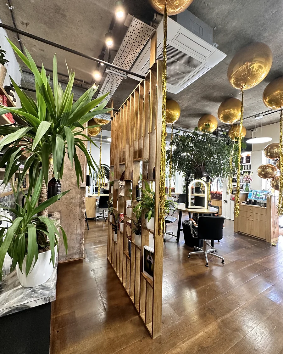 Adem · Ebury Street, Victoria · Timber partition and styling area