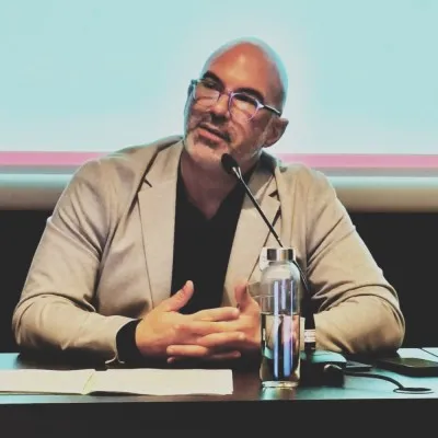 Portrait de Mathieu Naud de NOSCHOOL