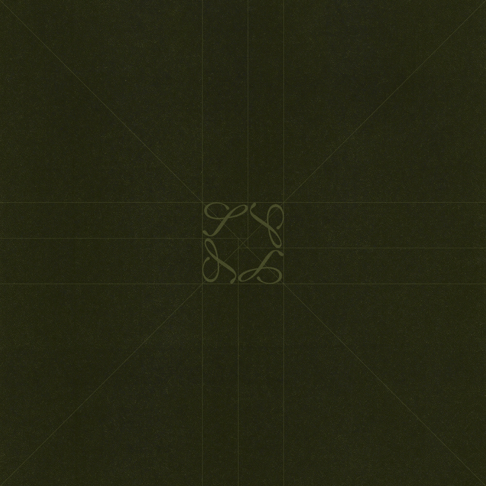 trama monogram on green