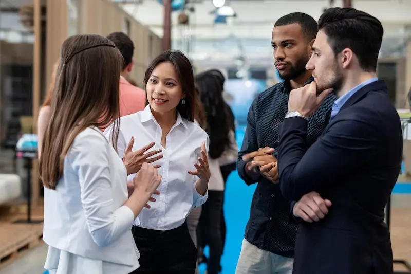 Jeune diplômé international ? 5 leviers pour lancer votre carrière à Montréal