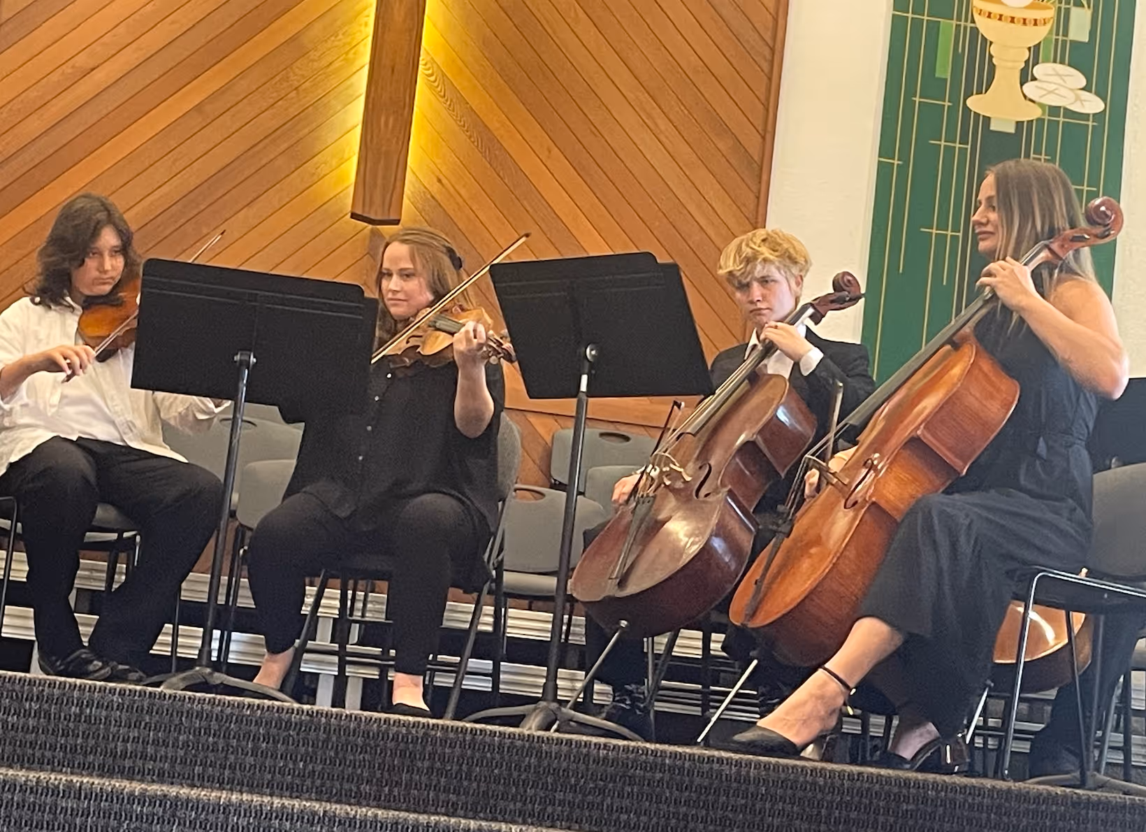 image of students using technology for edtech