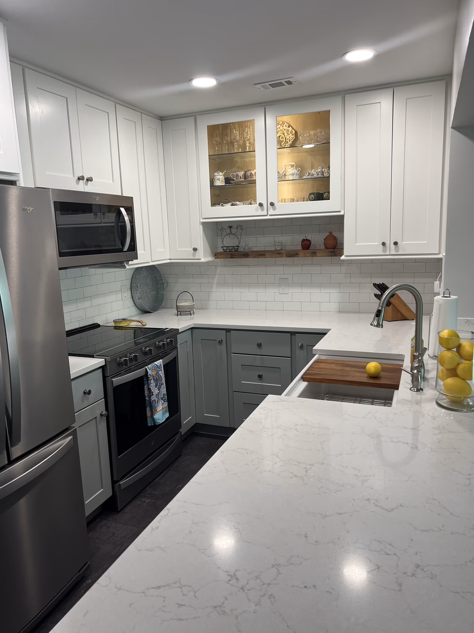 Contemporary Kitchen Renovation | HomeWorks Remodel