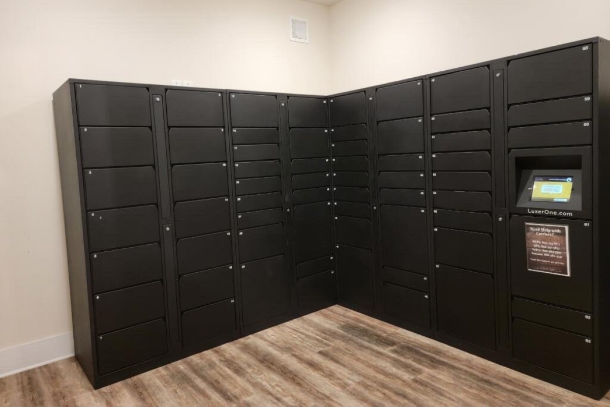 Luxer One package lockers