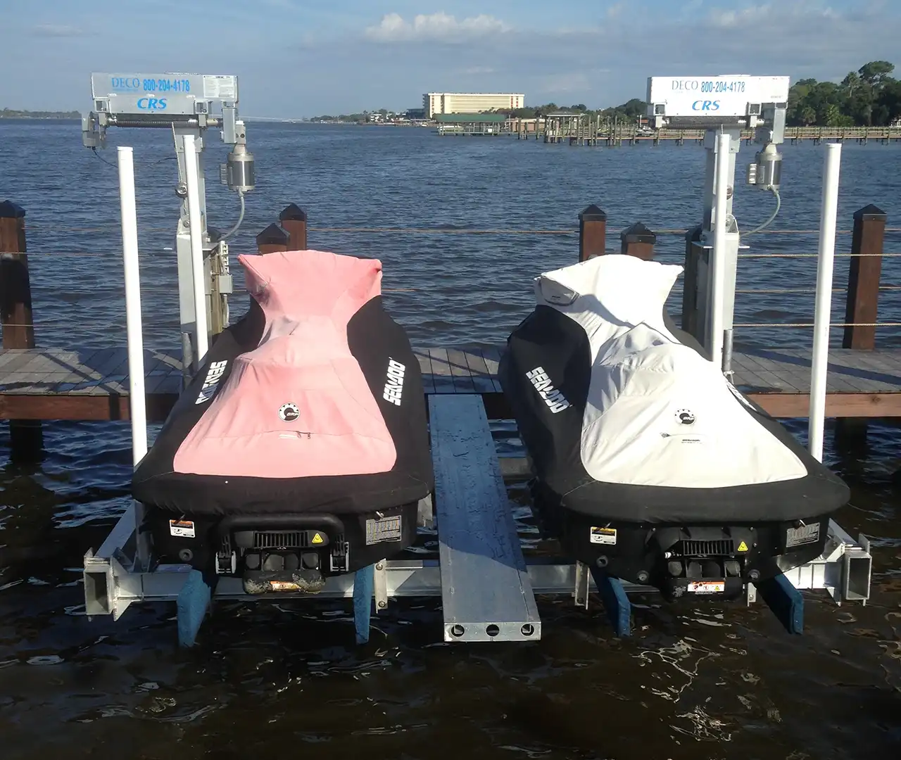 4.000 lb Dual PWC Lift with Aluminum DeckLift