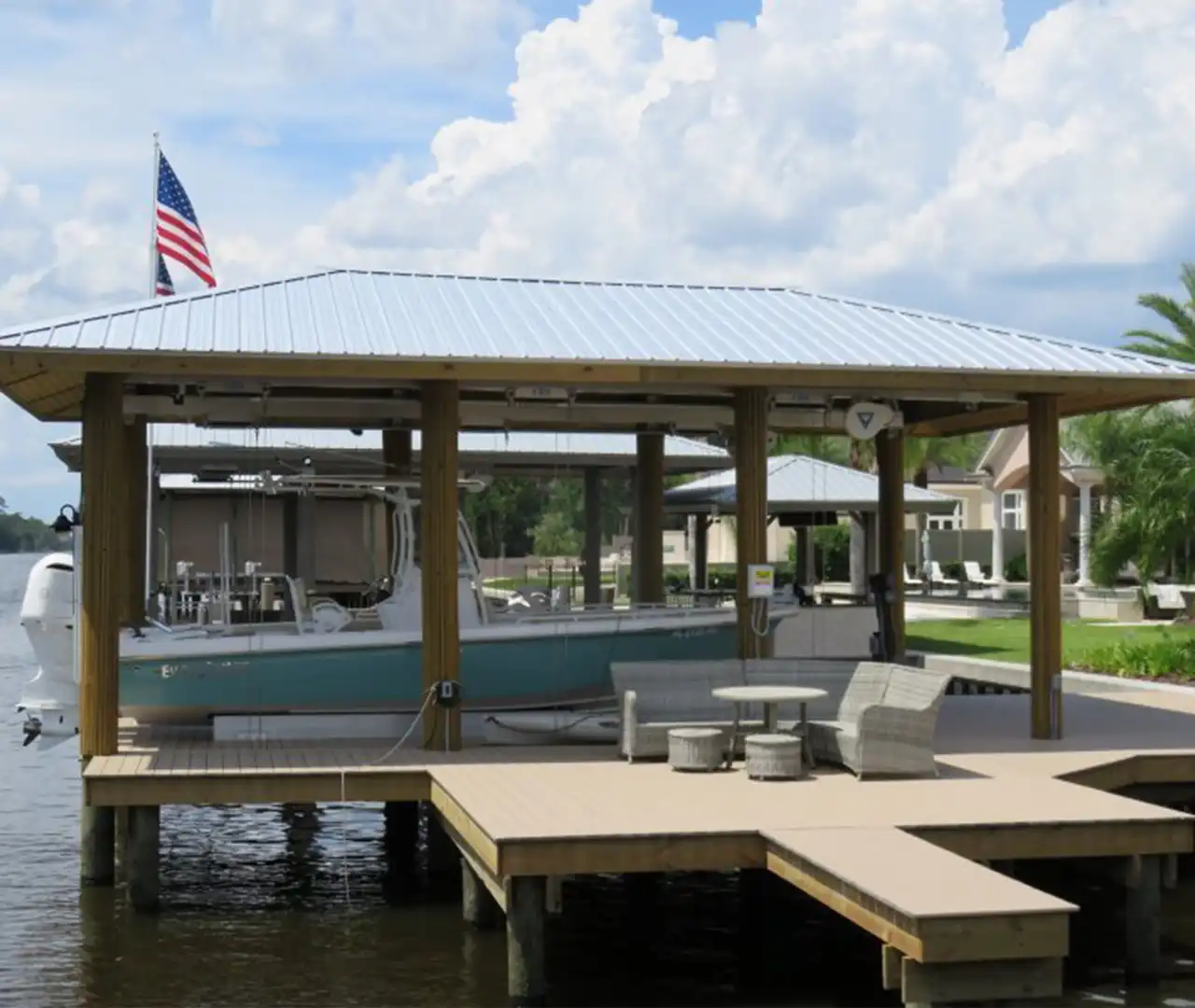 10,000 lb DECO CRS DECKLift with Roof Tabs