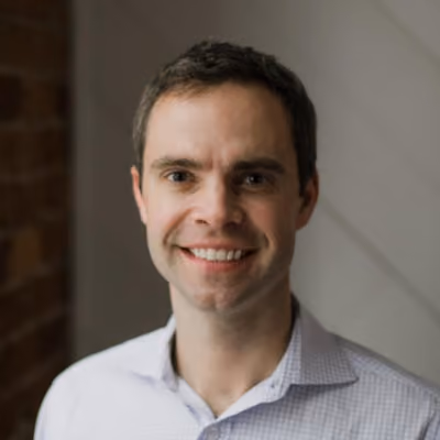 Headshot of Andrew Graham