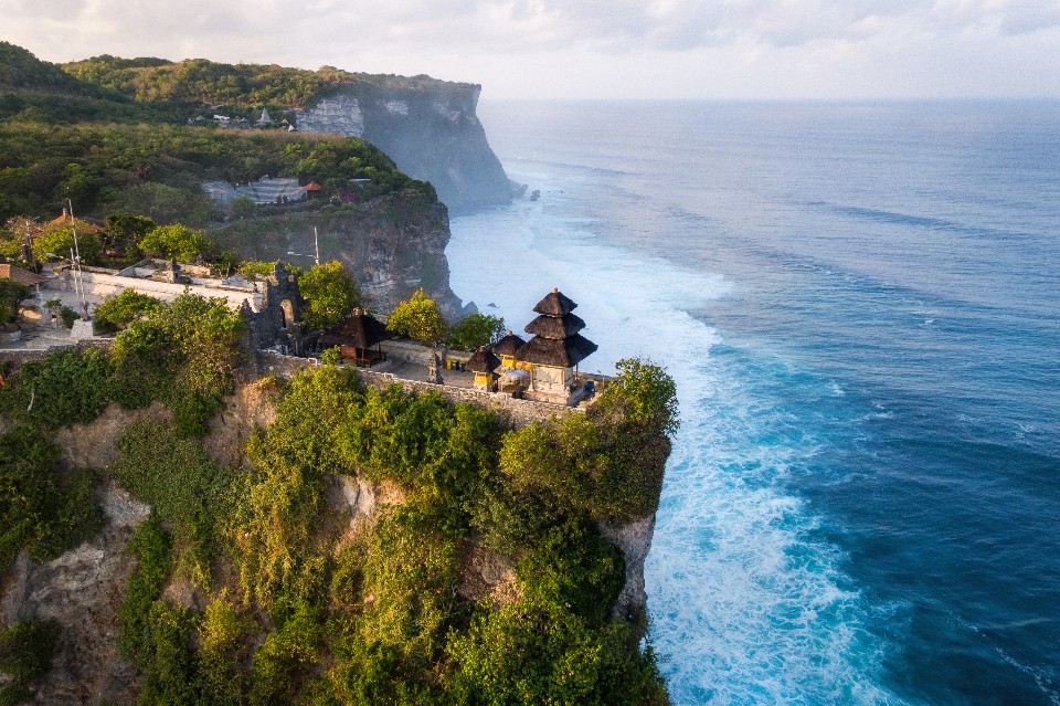 JAM PACKED 48 HOURS IN ULUWATU