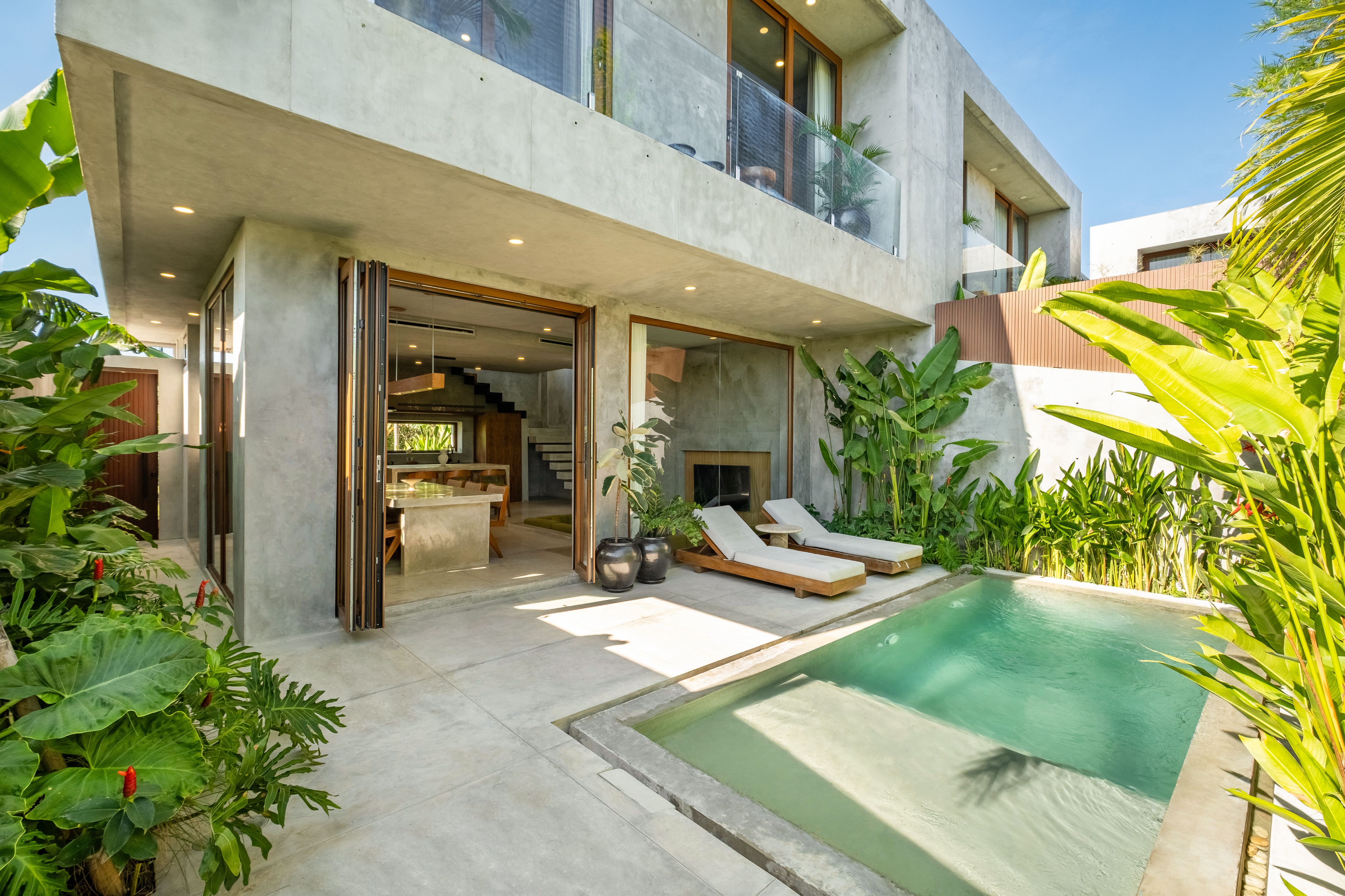 How Your Villa Gets Sold: Why Your Agent's Website Matters More Than You Think