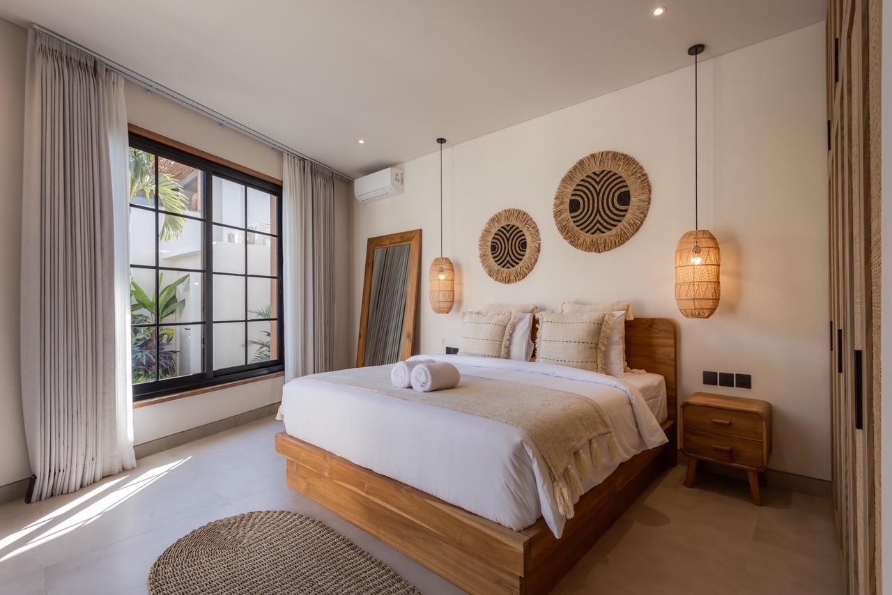 Living and dining space at Las Mimosas, Uluwatu