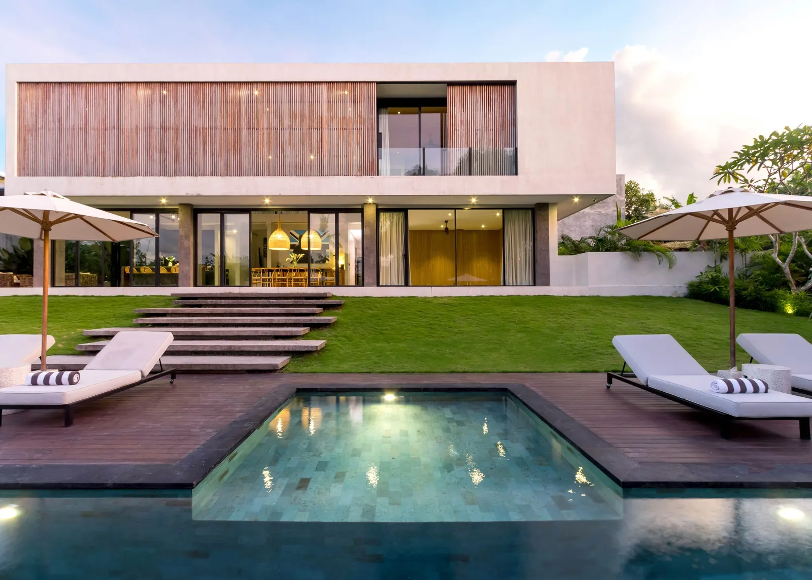 Building a Villa in Bali (2026): How to Vet a Contractor and Who to Build With