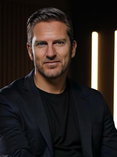 Commander Jon Macaskill