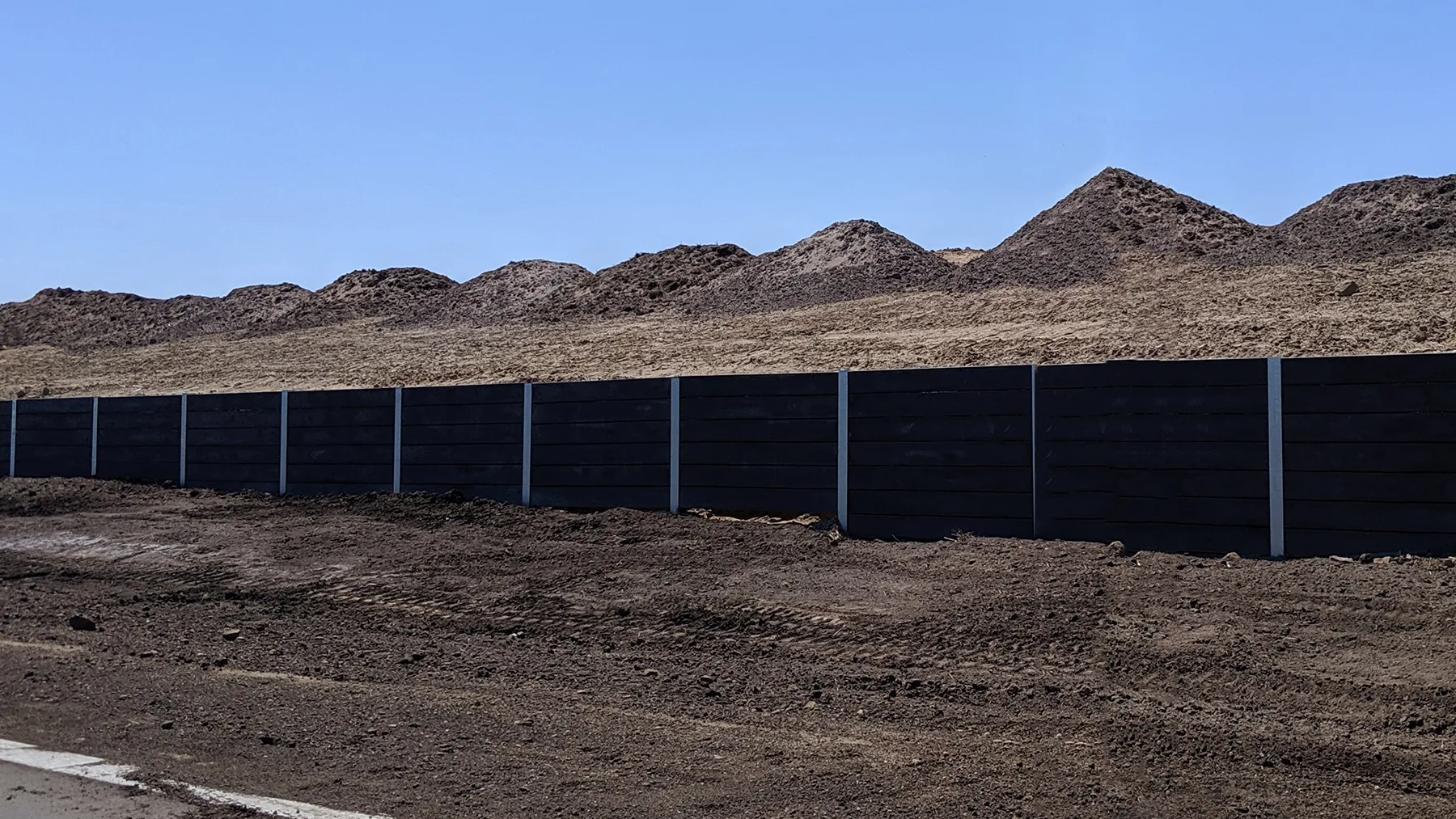 Concrete Sleeper Wall Engineering & Installation - Brisbane, Gold Coast, Sunshine Coast