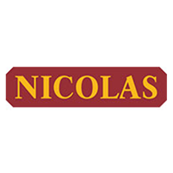 Logo du nom NICOLAS en lettres jaunes sur fond bordeaux.