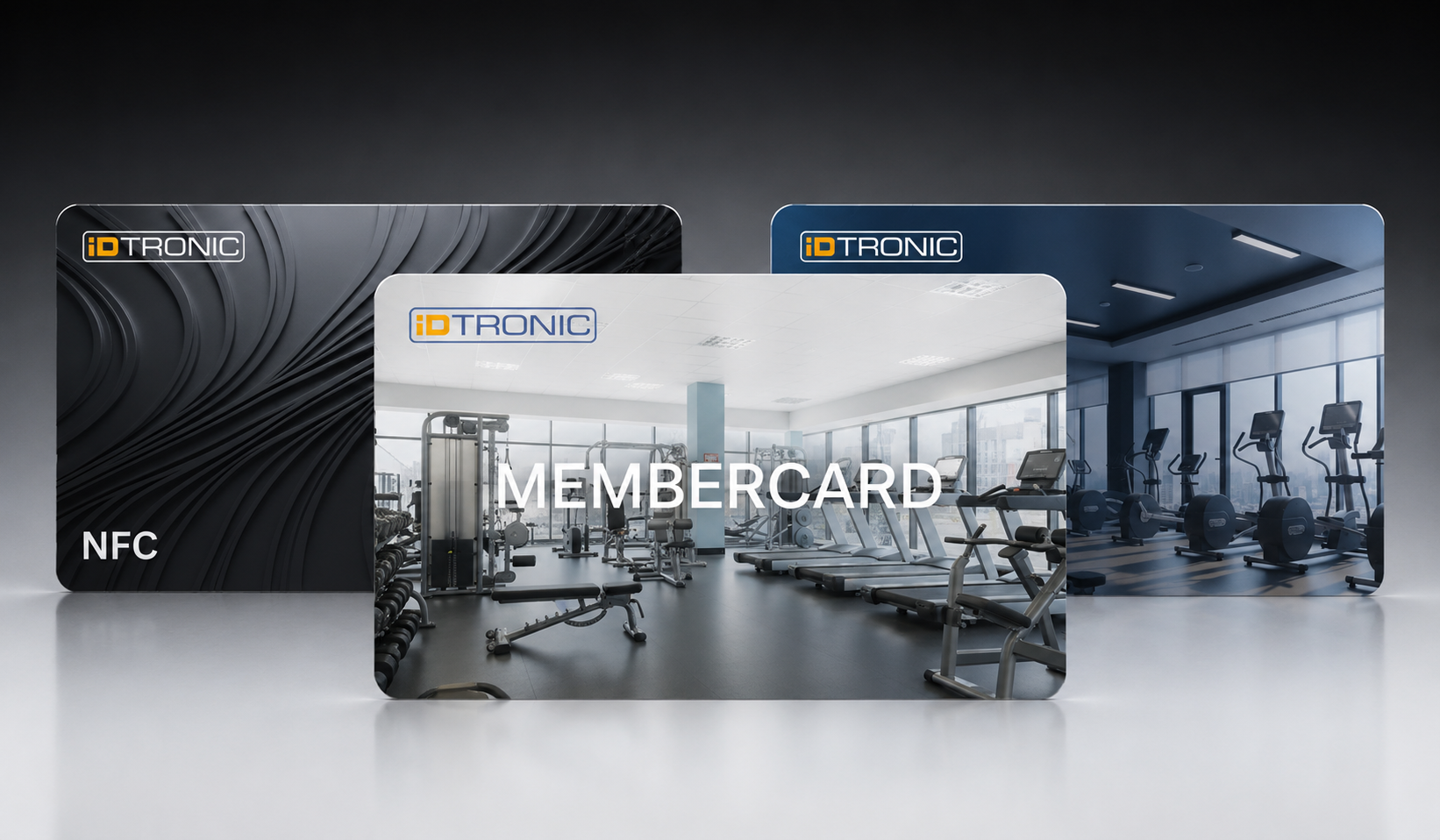 Drei iDTRONIC Karten mit Fitnessstudio- und NFC-Designs vor dunklem Hintergrund.
