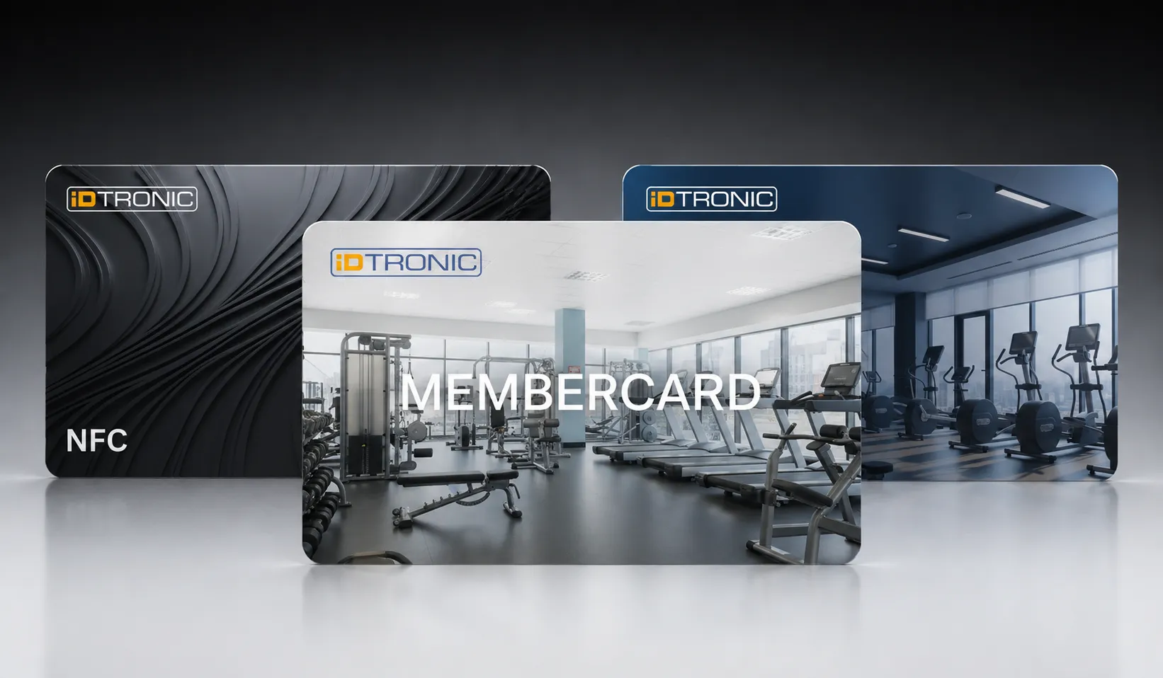 Drei iDTRONIC Karten mit Fitnessstudio- und NFC-Designs vor dunklem Hintergrund.