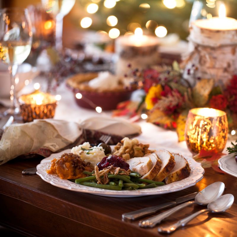 Sunset Lakes decorated for Christmas Day dining