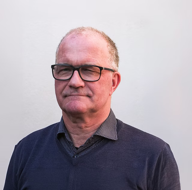 Dr. Thomas Steger-Hartmann