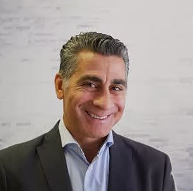 Dr. Robert Demir